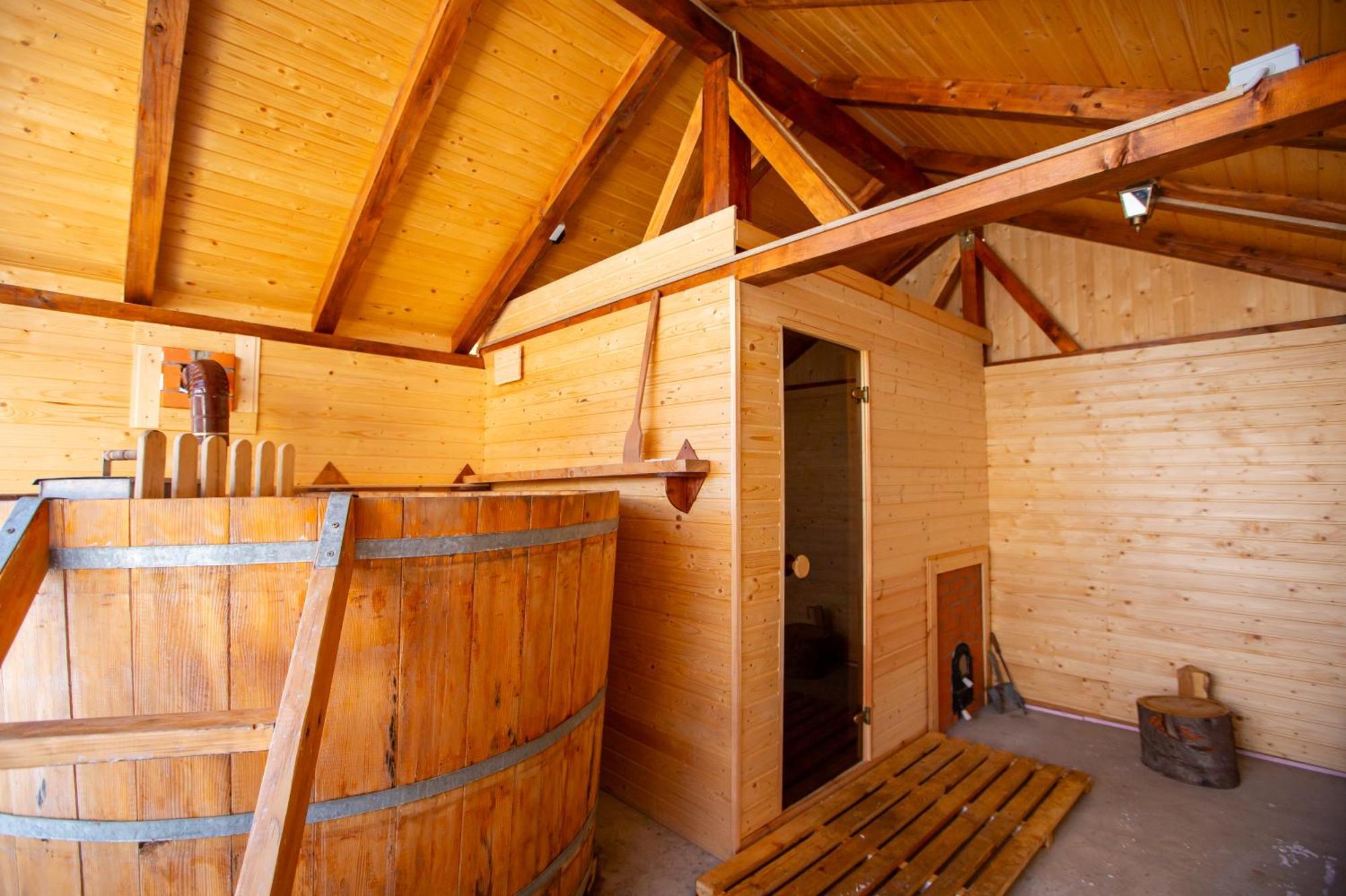 Cabana Lunca Târgu Neamţ Exterior foto